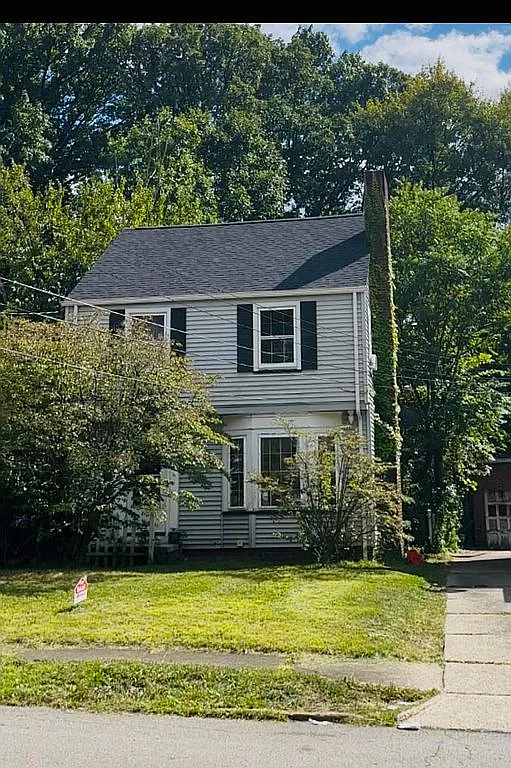 161 E Auburndale Ave photo 1