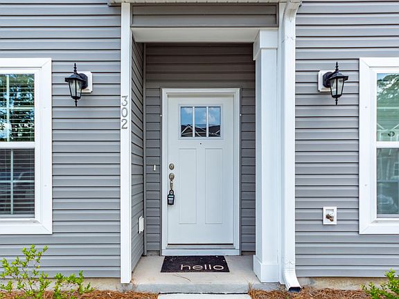 2nd image of 302 Twin Rivers Dr