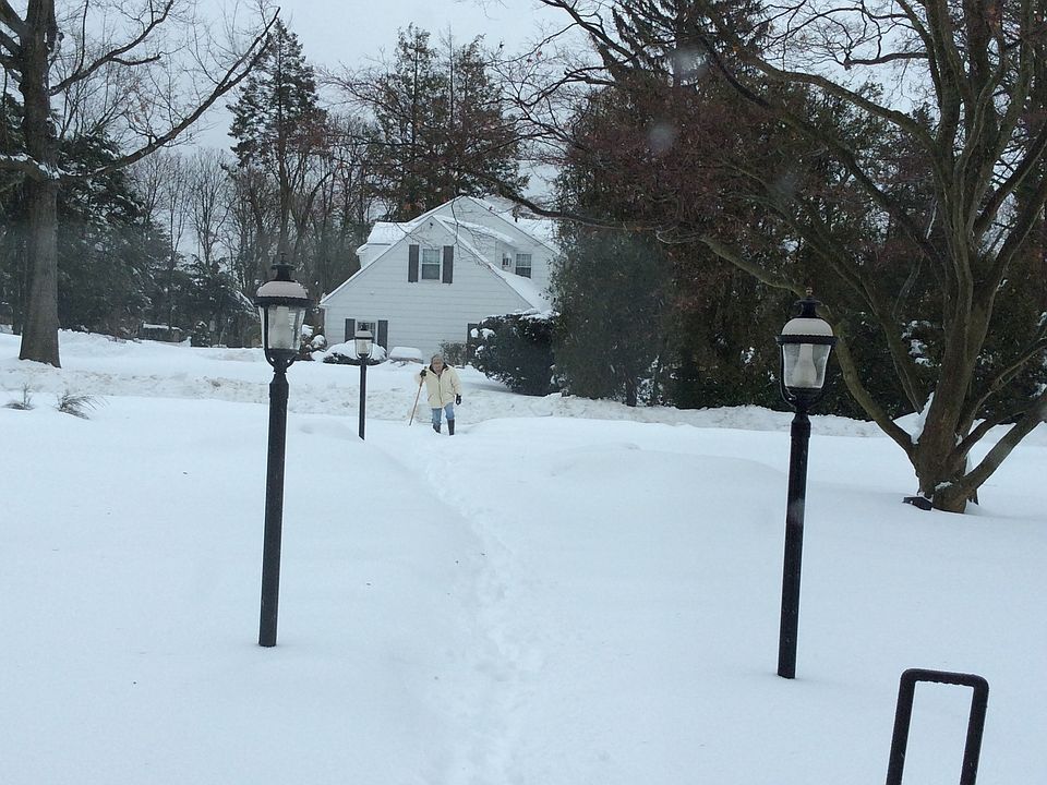 2nd image of 18 Birchwood Ln