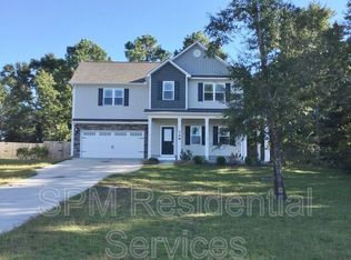 748 Chadwick Shores Dr, Sneads Ferry, NC 28460