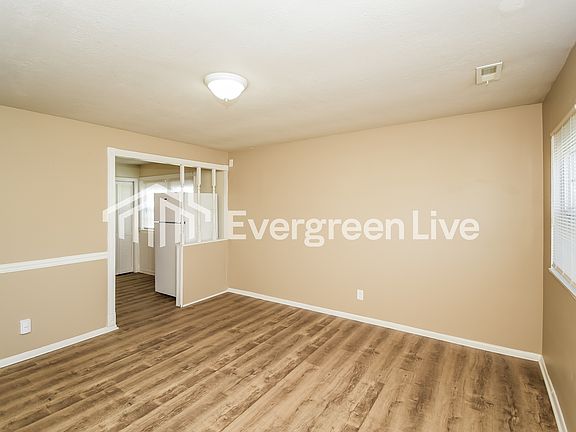 3rd image of 2564 Saint Paul St