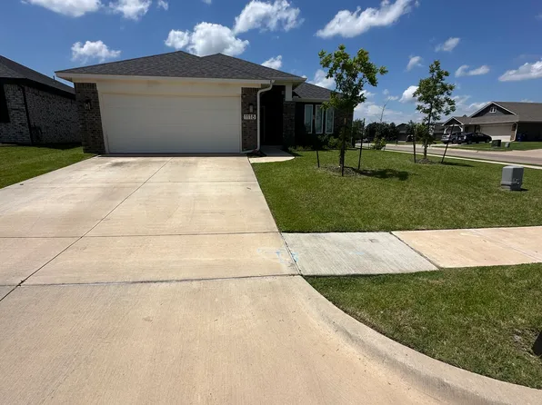 1118 Autry St, Stillwater, OK 74074