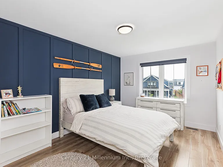 160 Sycamore St — Photo 23