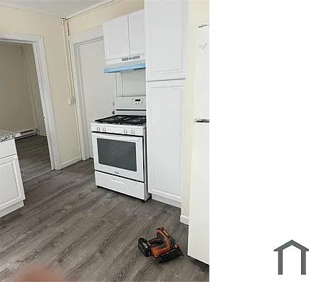 6 E Walnut St #1R