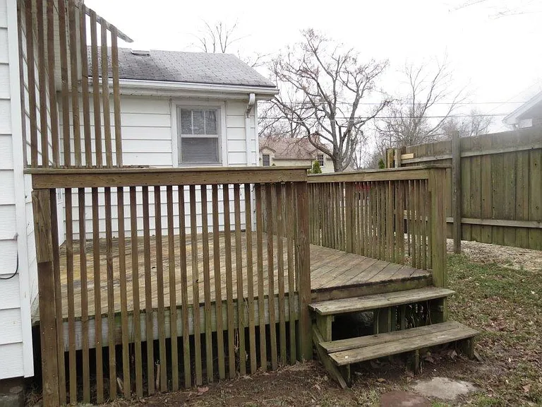 1301 Vine St — Photo 5