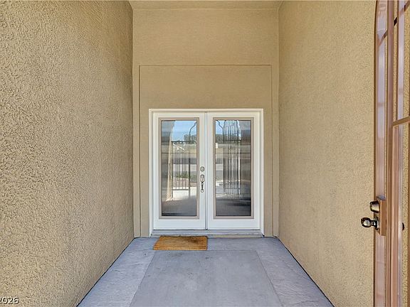 5th image of 6288 Fisher Ave