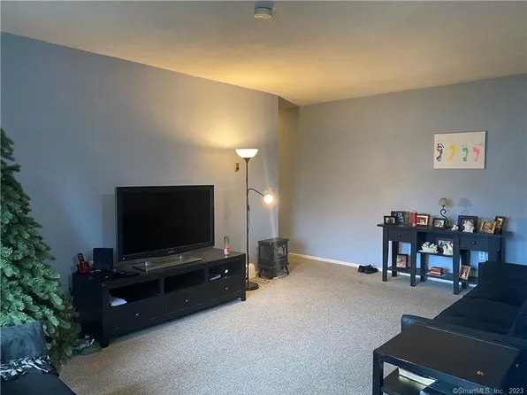 57 Balance Rock Road #4, Seymour, CT 06483