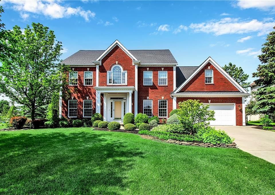 1st image of 8227 Golden Oak Cir