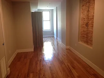 Rented by Premier Metro Realty Corp