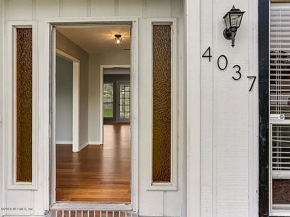3rd image of 4037 Greenwillow Ln W
