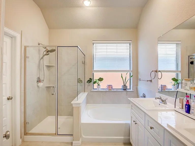 3916 Ford Dr — Photo 12
