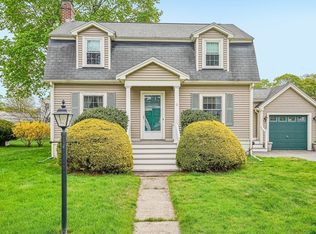 12 Puritan Rd, Danvers, MA 01923