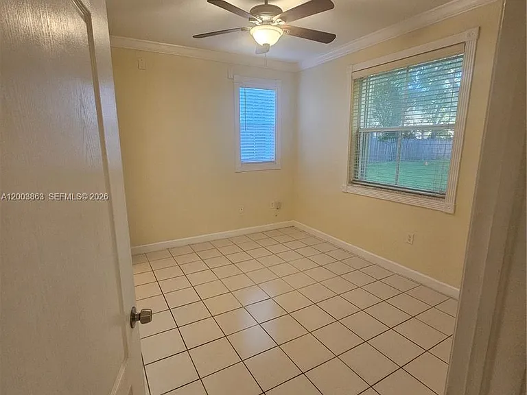 1543 SE 25th St #100 — Photo 18