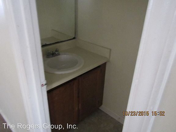 2nd image of 204 Peace St
