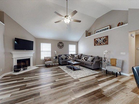 3rd image of 4931 Wilkins Station Dr