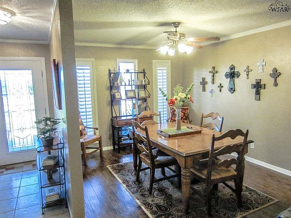 4th image of 8392 Ponderosa Dr