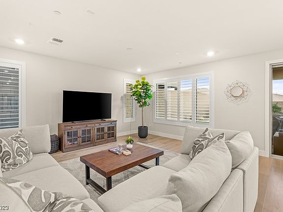3rd image of 12438 Iron Bluff Ave
