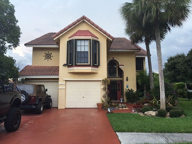 1st image of 6433 NW 58th Way