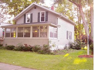 15 Inslee St, Waterloo, NY 13165