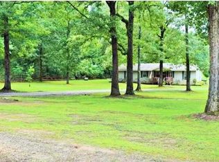 145 Frank Ln, Leighton, AL 35646