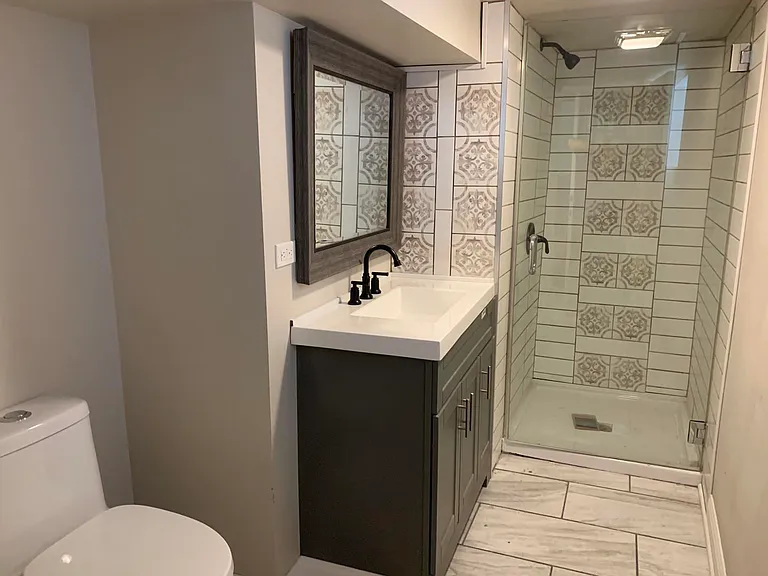 2418 N Washtenaw Ave #2418 — Photo 11