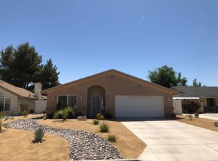 12905 Bermuda Dunes Rd, Victorville, CA 92395