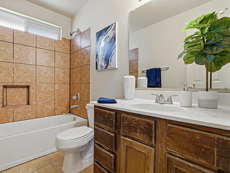4541 Joseph Rodriguez Dr — Photo 19