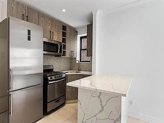 4th image of 190 E 2nd St #18D
