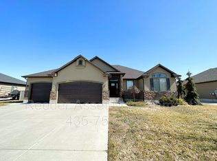 2432 N 1325 W, Clinton, UT 84015