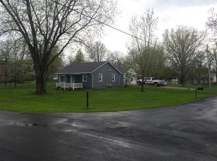 4733 N Ridgelawn Pl, Peoria, IL 61615