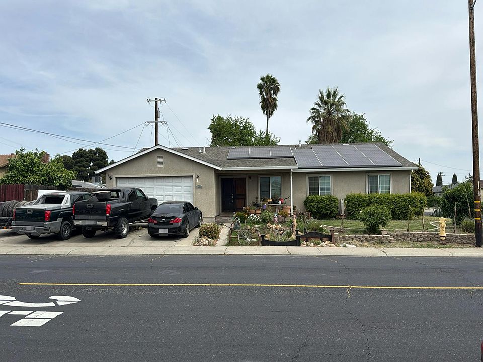 1st image of 15804 Cambridge Dr