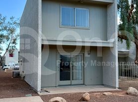 2834 E Kathleen Rd, Phoenix, AZ