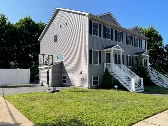 4th image of 54 Endicott St #A