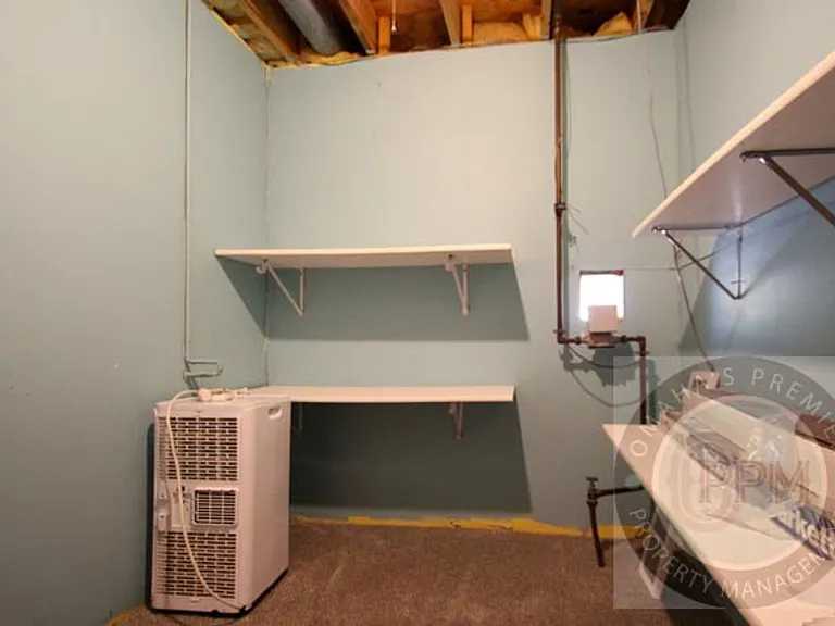 8803 S 143rd St — Photo 14