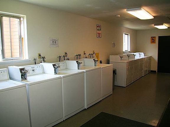 3rd image of 4828 123rd St SW