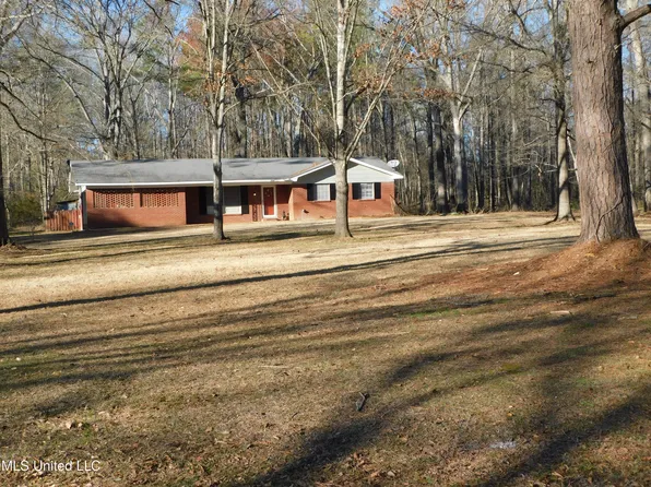 1112 Rockett Dr, Jackson, MS 39212