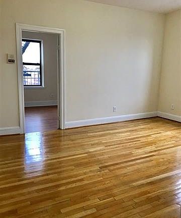 4th image of 680 Kennedy Blvd APT 302