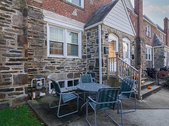 2nd image of 2352.5 Highland Ave