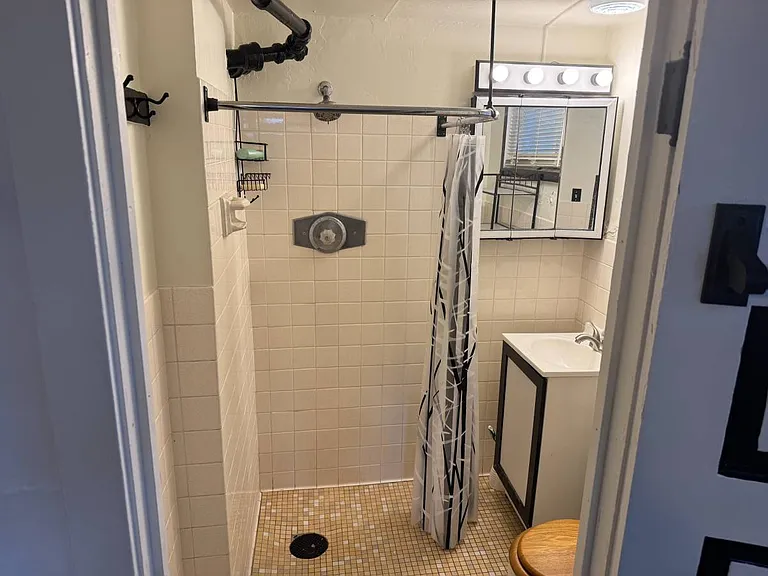 620 West Blvd #2 — Photo 7