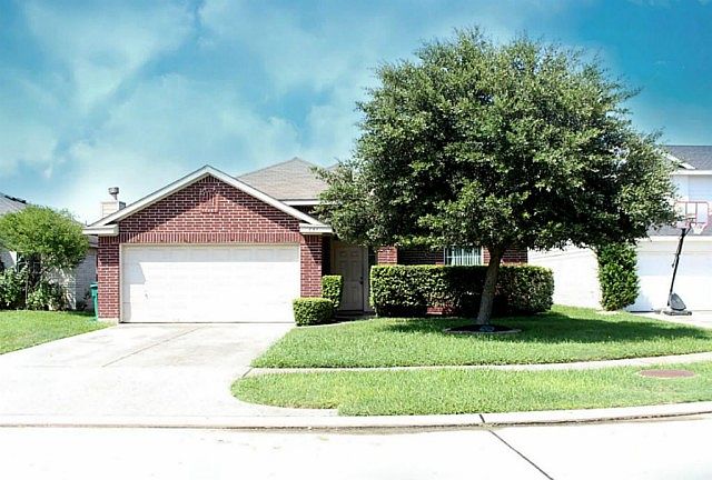 1st image of 631 Northvalley Dr