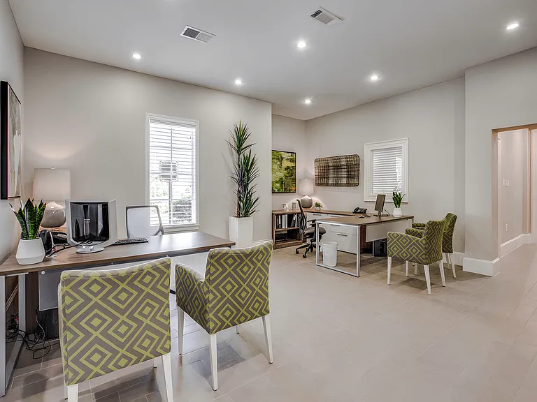 The Gio Apartments — Photo 40