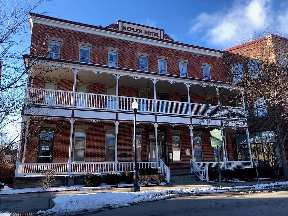 1st image of 900 Market St APT 307