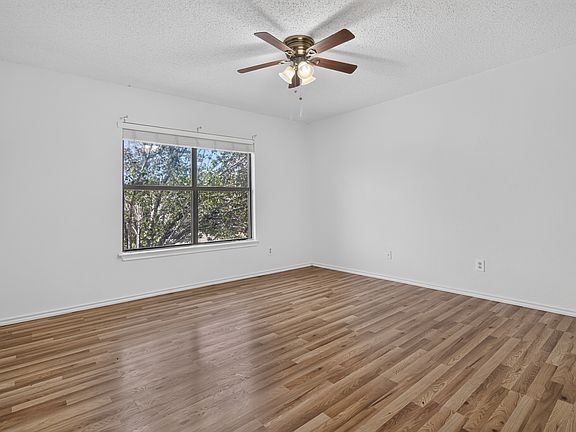 5th image of 6473 Beech Trail Dr