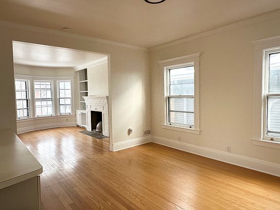 5th image of 144 Lexington Ave #2