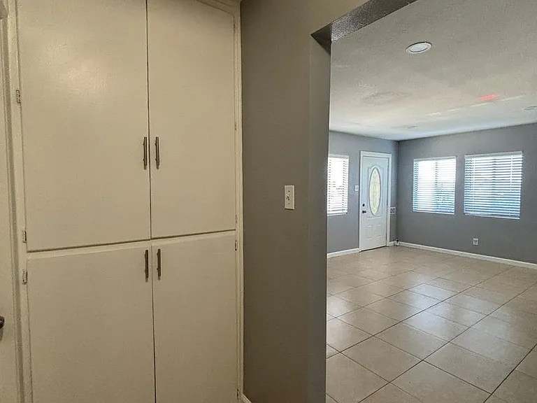 44303 Beech Ave — Photo 13
