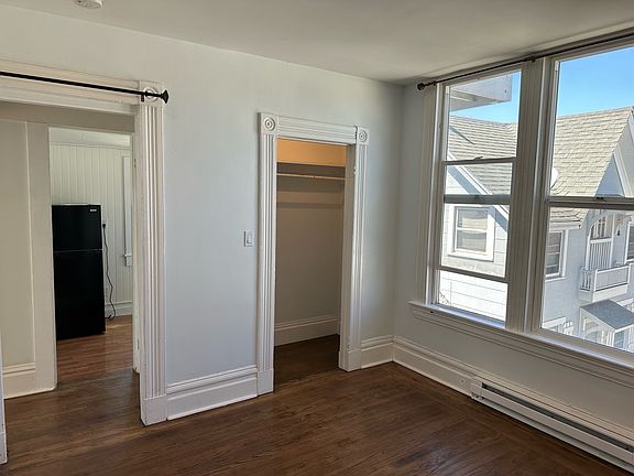 4th image of 3619 Kingsley St