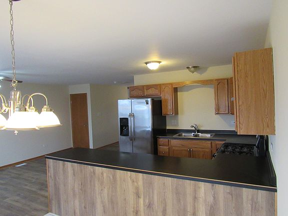 5th image of 172 E Big Timber Dr