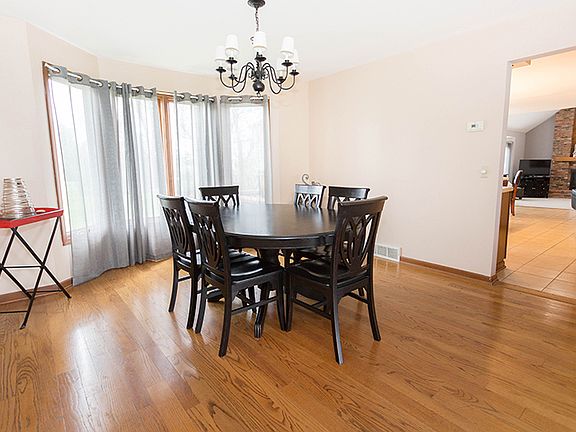 4th image of 6146 Bridlewood Dr S