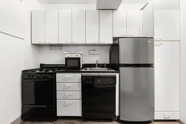 Rented by Douglas Elliman | media 3