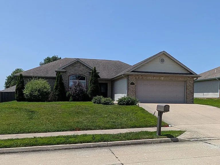 3403 Birdsong Ln — Photo 1